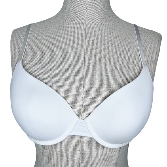 Victoria's Secret Other - Victoria's Secret T-Shirt Lightly Lined Demi Bra sz 34B * Convertible Straps